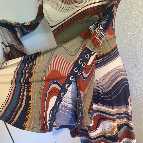 Long belle sleeve mini dress by Ariella size M - Picture 2 of 6